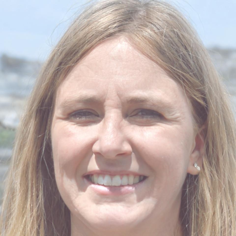 Marie Dubois, Directrice Financière